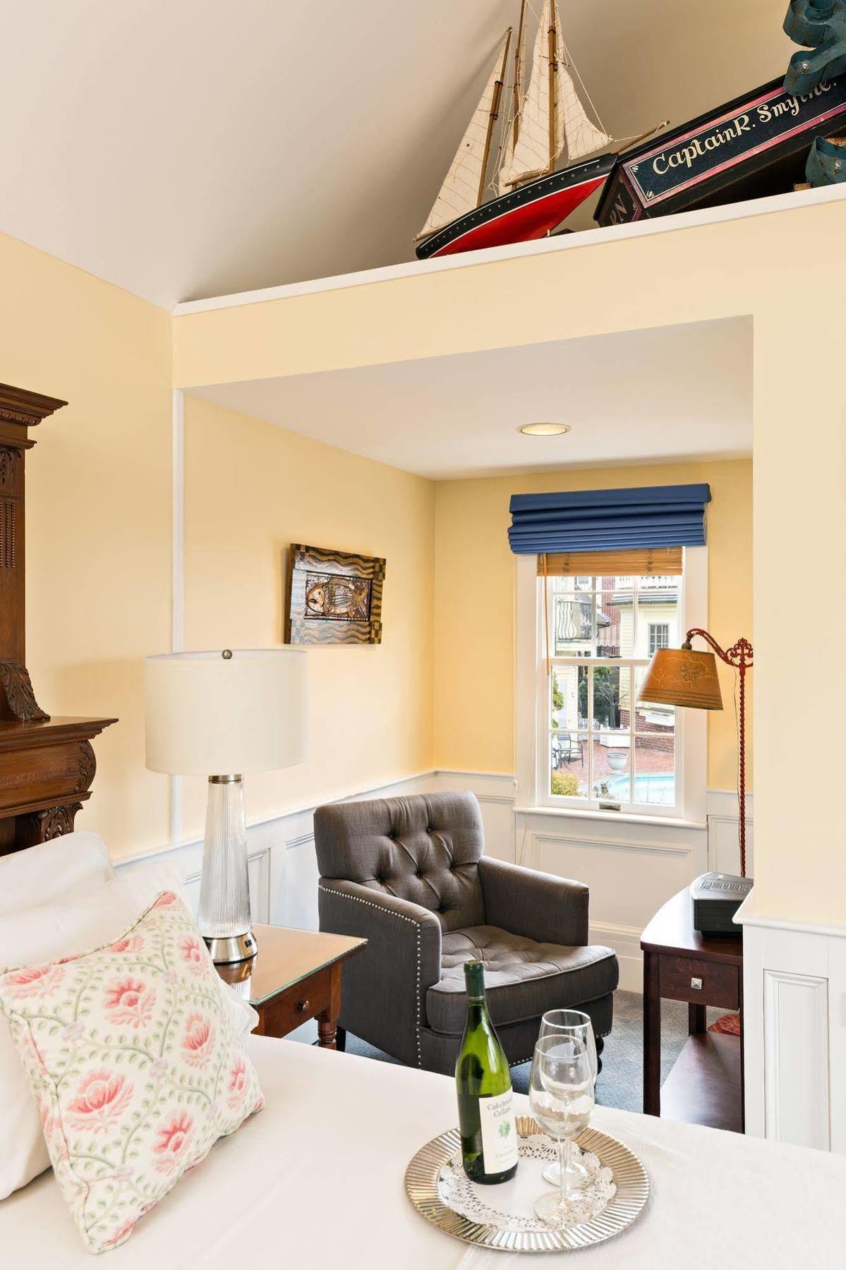 Brass Key Guesthouse Adults Only Provincetown Exterior photo